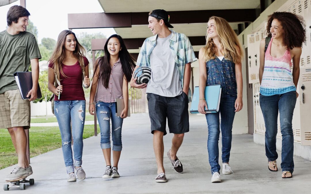 The global evolution of teen height over the past 30 years. Complete study.