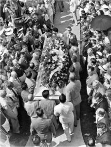 Robert Wadlow, the Tallest Man of All Time 